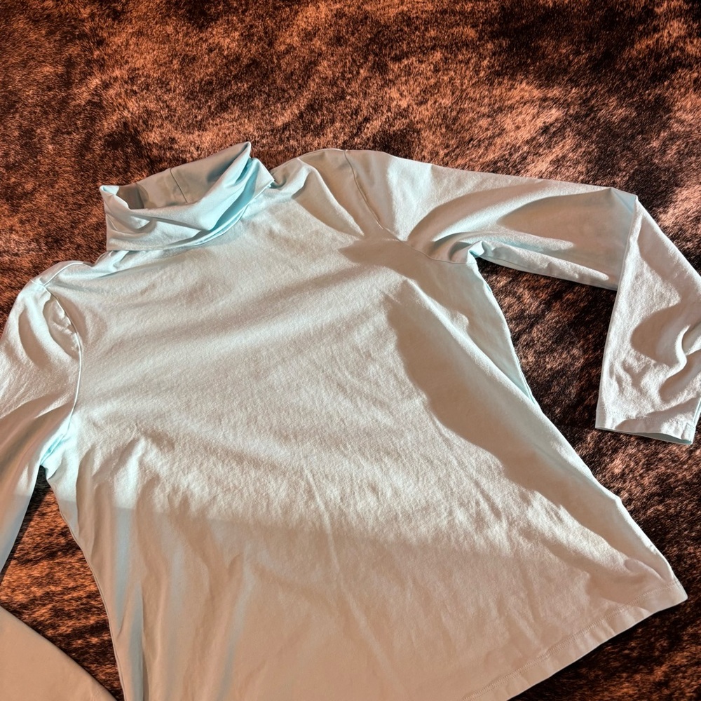 Lands End Light Blue Turtle Neck / Mock Neck, Size Large Petite - Picture 4 of 9
